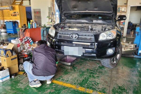 09′ 黑 RAV4 更換水泵浦