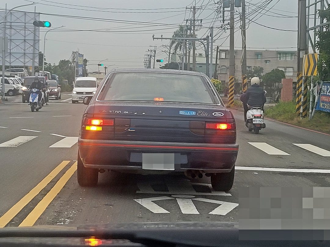 1992年 福特天王星