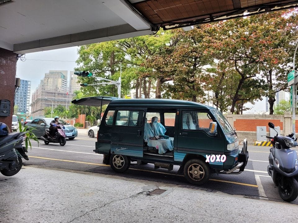 威利廂型車