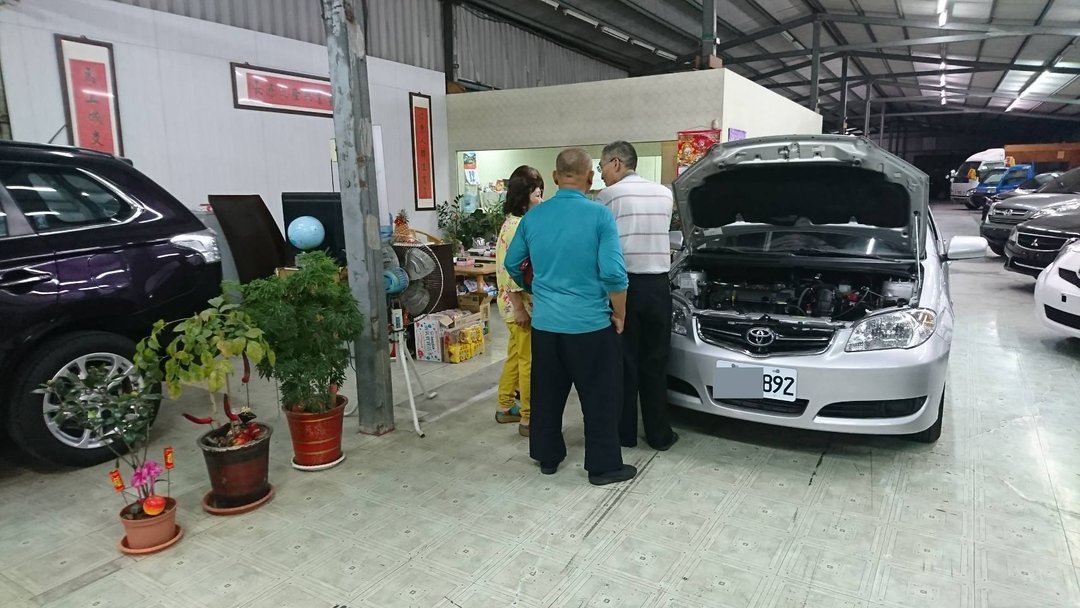 交車排隊中