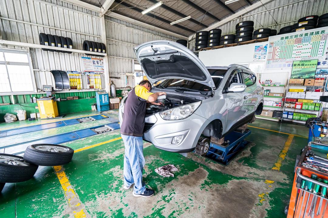 Hyundai ix35 施作保養&換胎