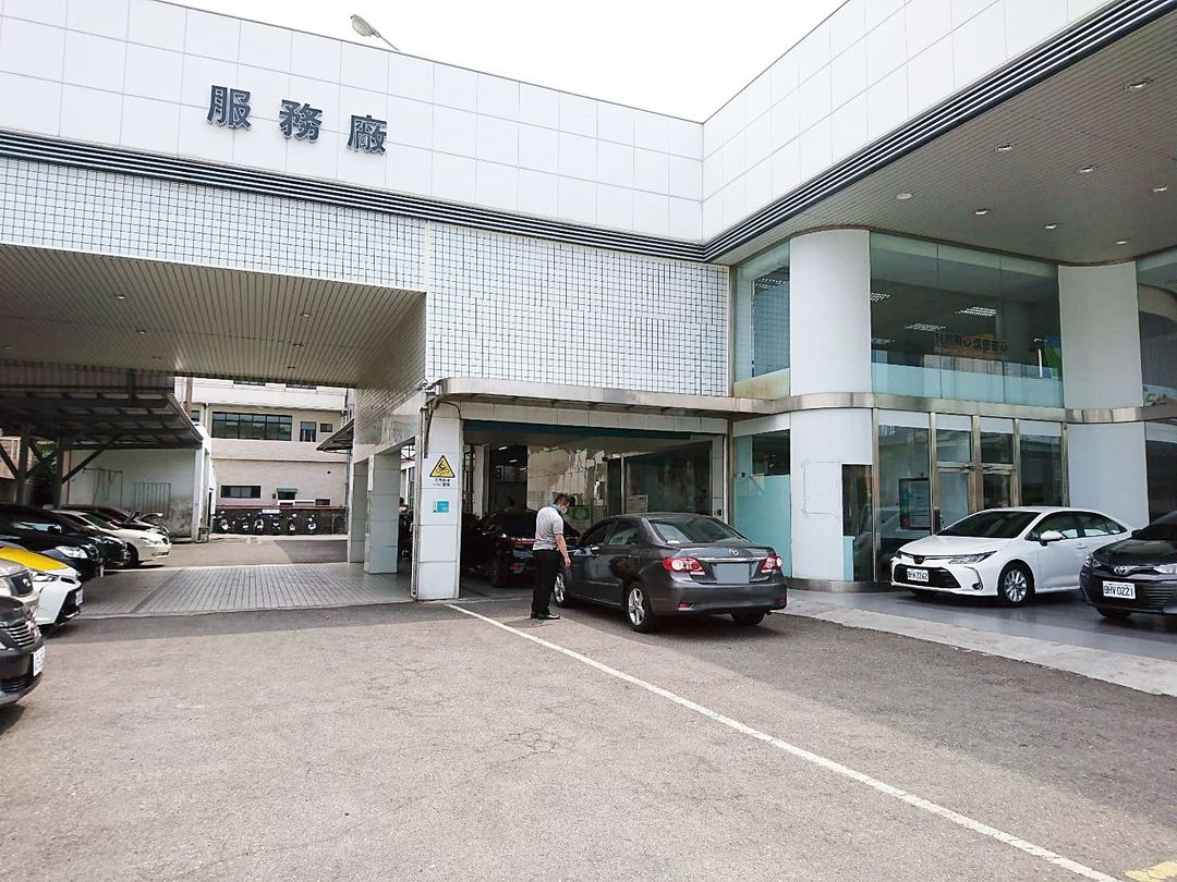 陪客人回歸仁Toyota原廠做保養！