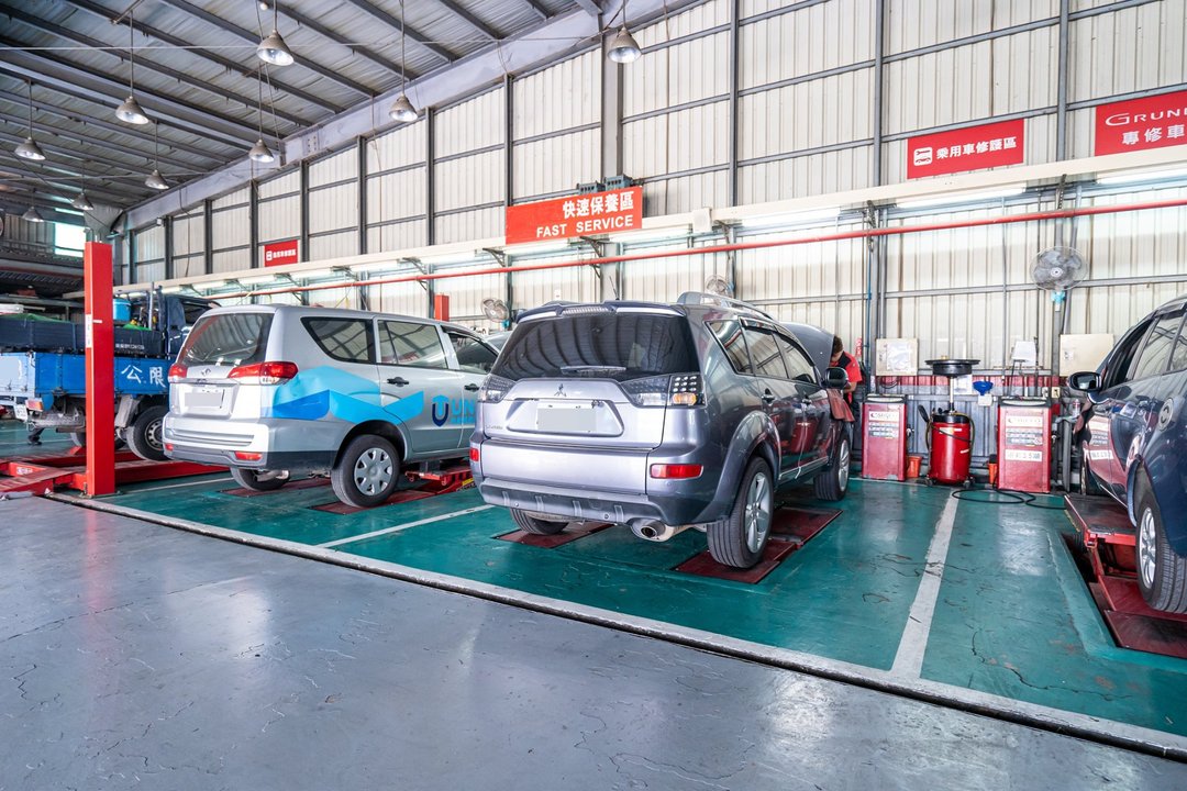 Mitsubishi Outlander 到仁德廠做17萬公里定保～