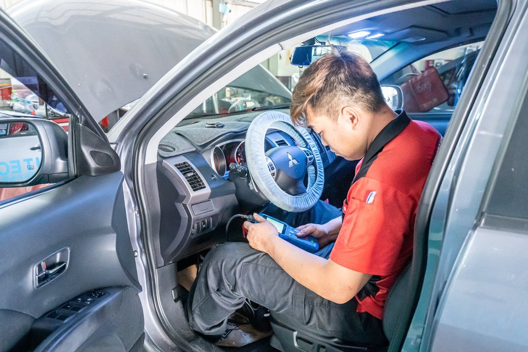 Mitsubishi Outlander 到仁德廠做17萬公里定保～