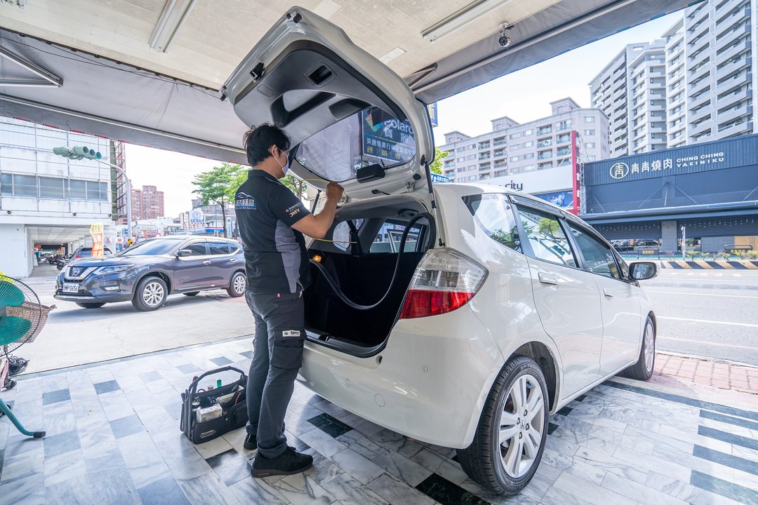 Fit安裝行車紀錄器