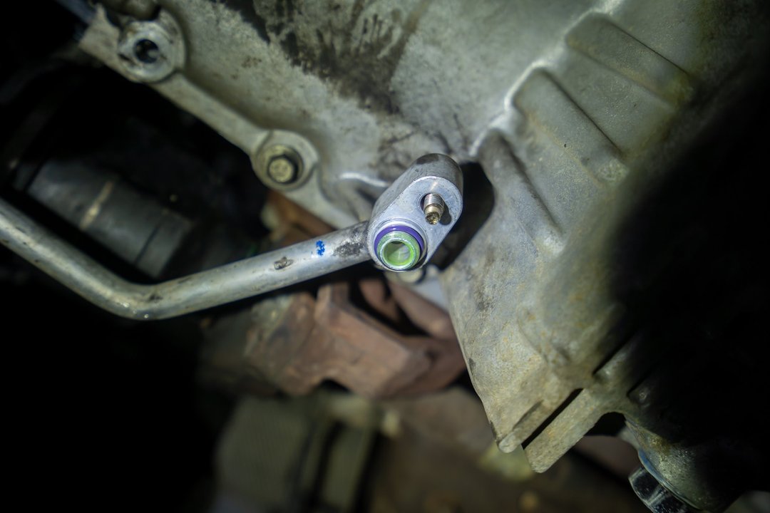 Mazda 3 更換冷氣高壓管～