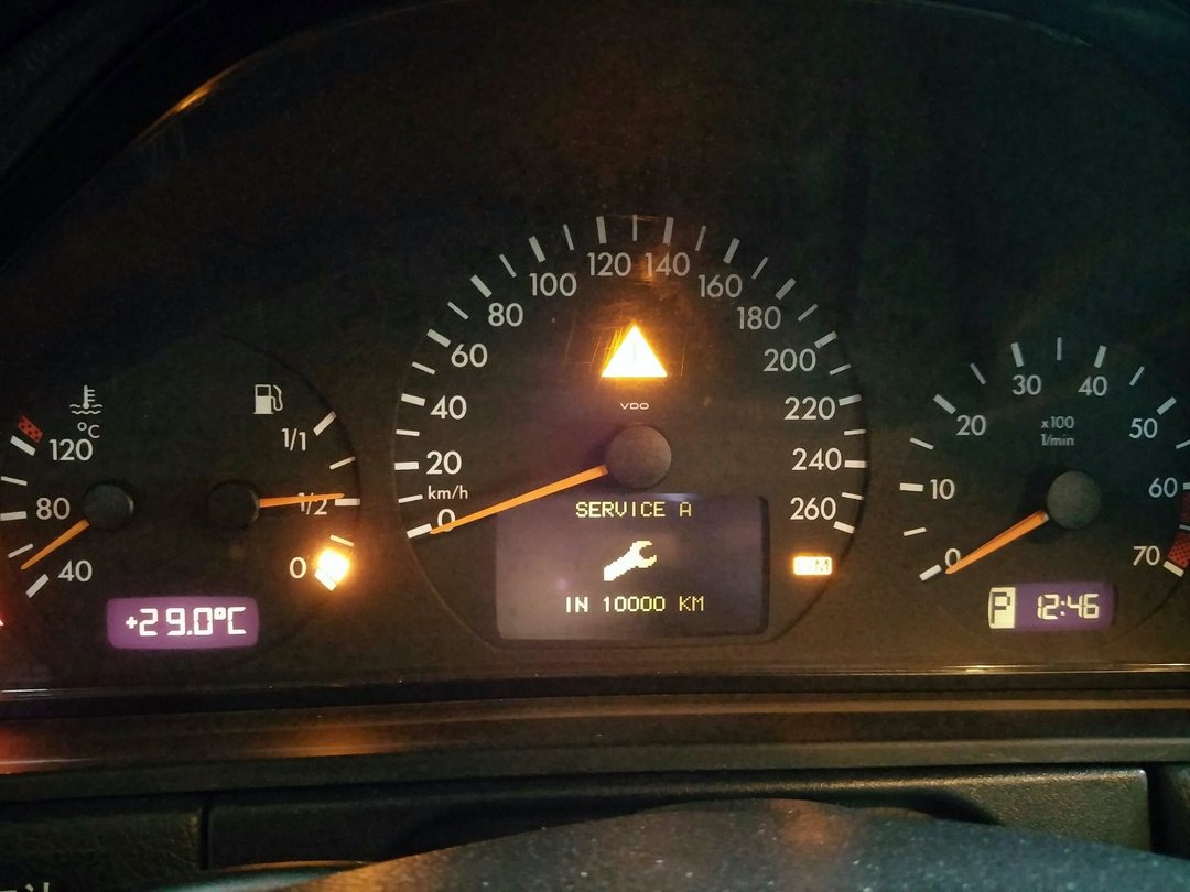 幫自家的 W210 E280 DIY 換機油