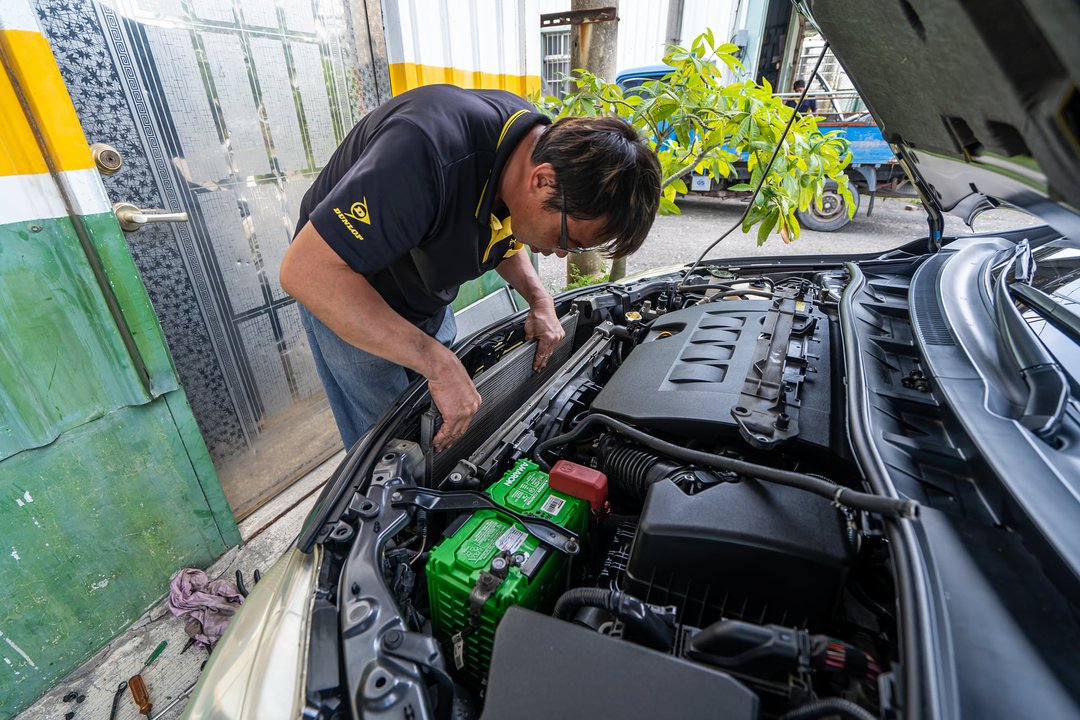 Toyota Altis 預防性更換水箱