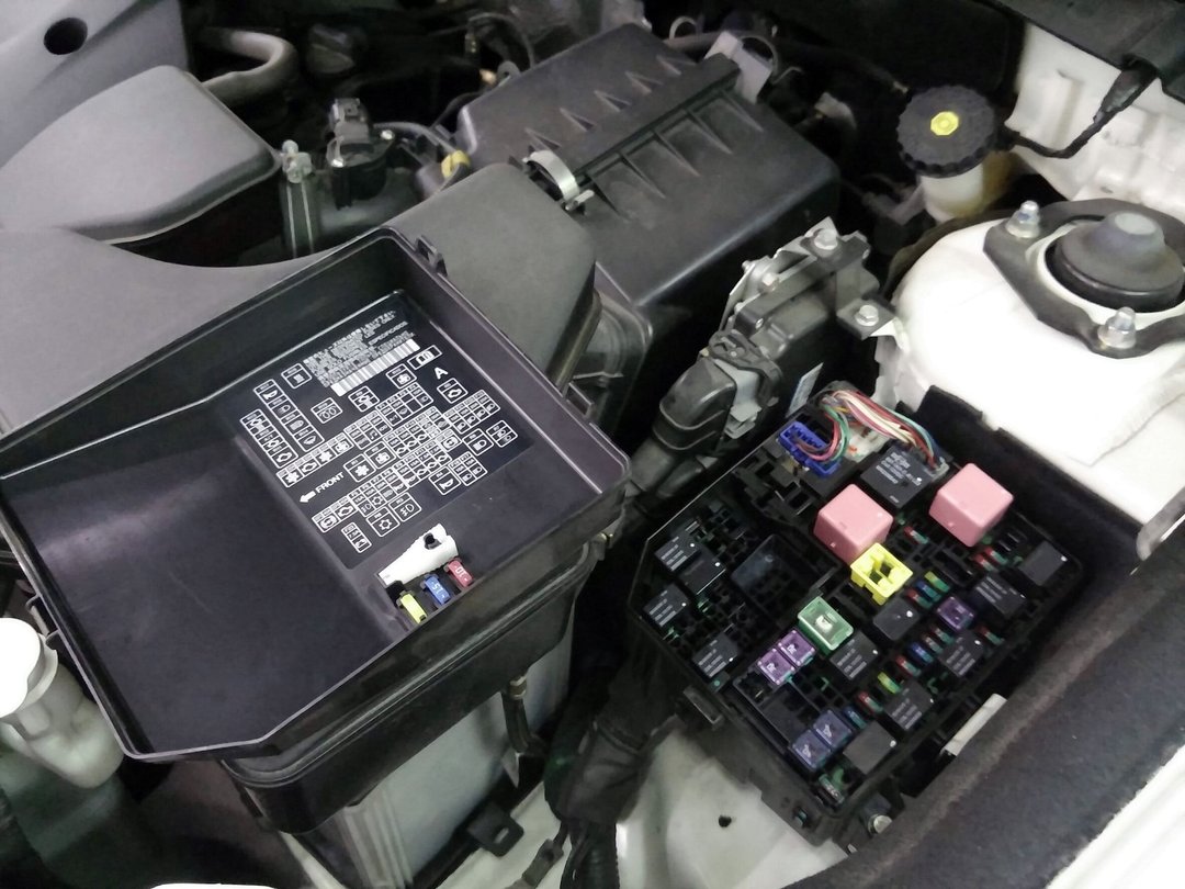 Outlander 的 Panasonic車機 藍芽當機