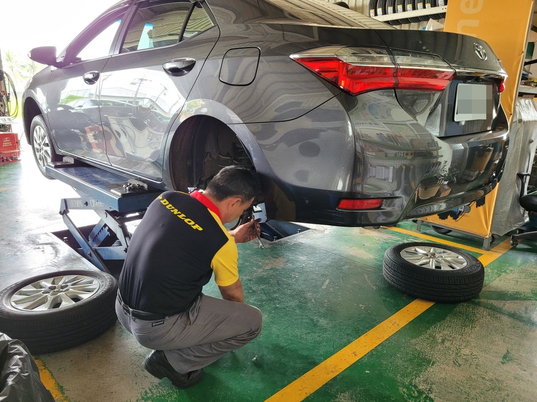2017 Altis 到歸仁Toyota做保養～