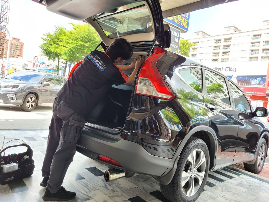 CR-V 安裝行車紀錄器～