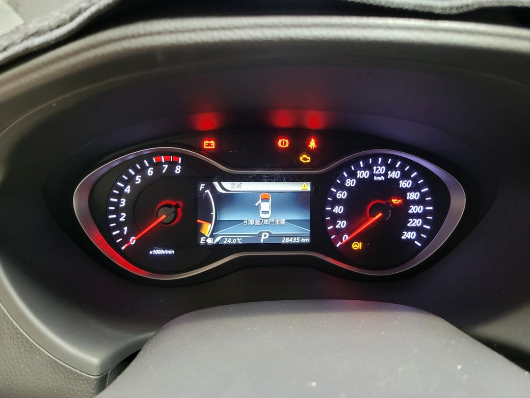 17′ Mitsubishi Grand Lancer 黑色