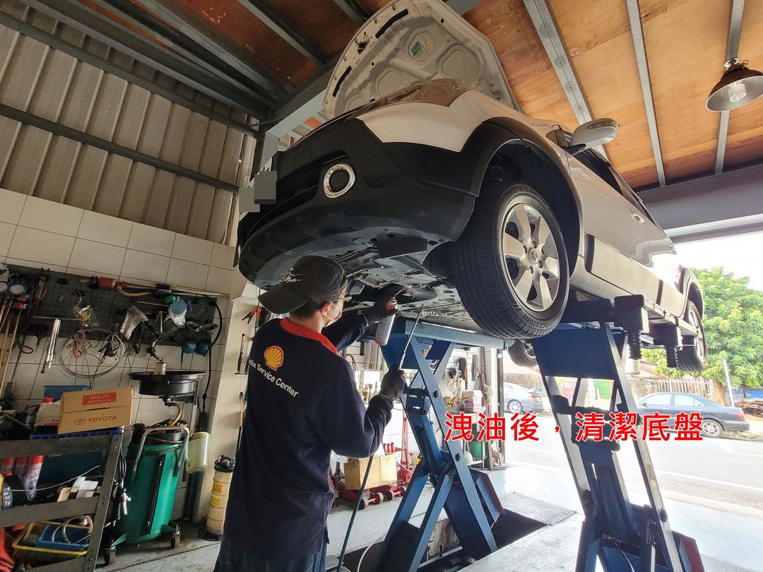 12′ Livina 更換機油&變速箱油&煞車油