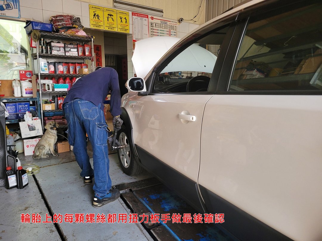 12′ Livina 更換機油&變速箱油&煞車油