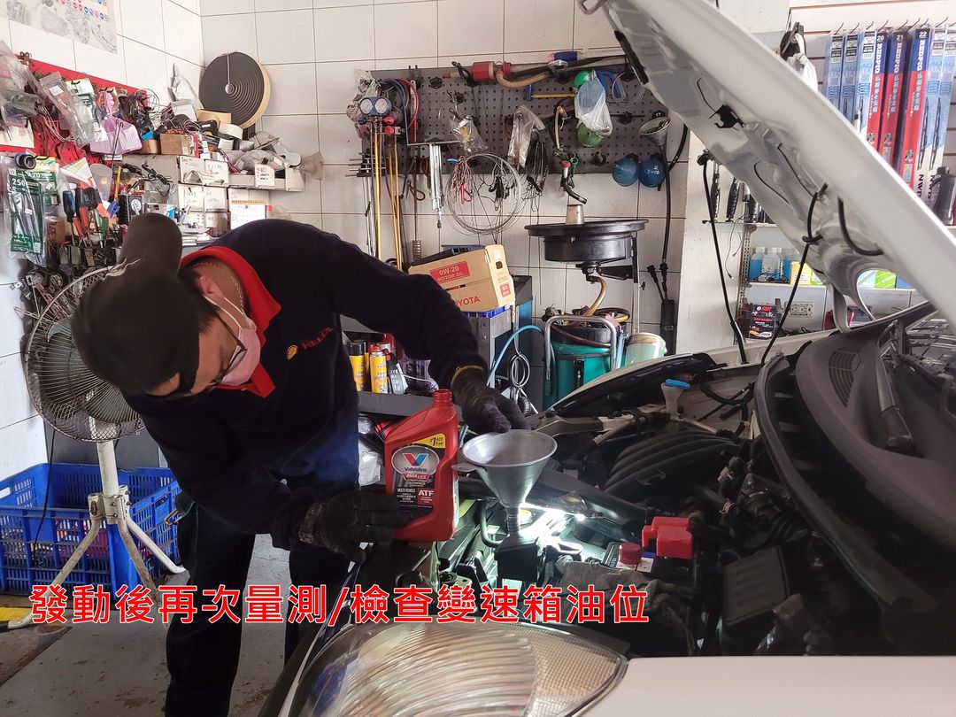 12′ Livina 更換機油&變速箱油&煞車油