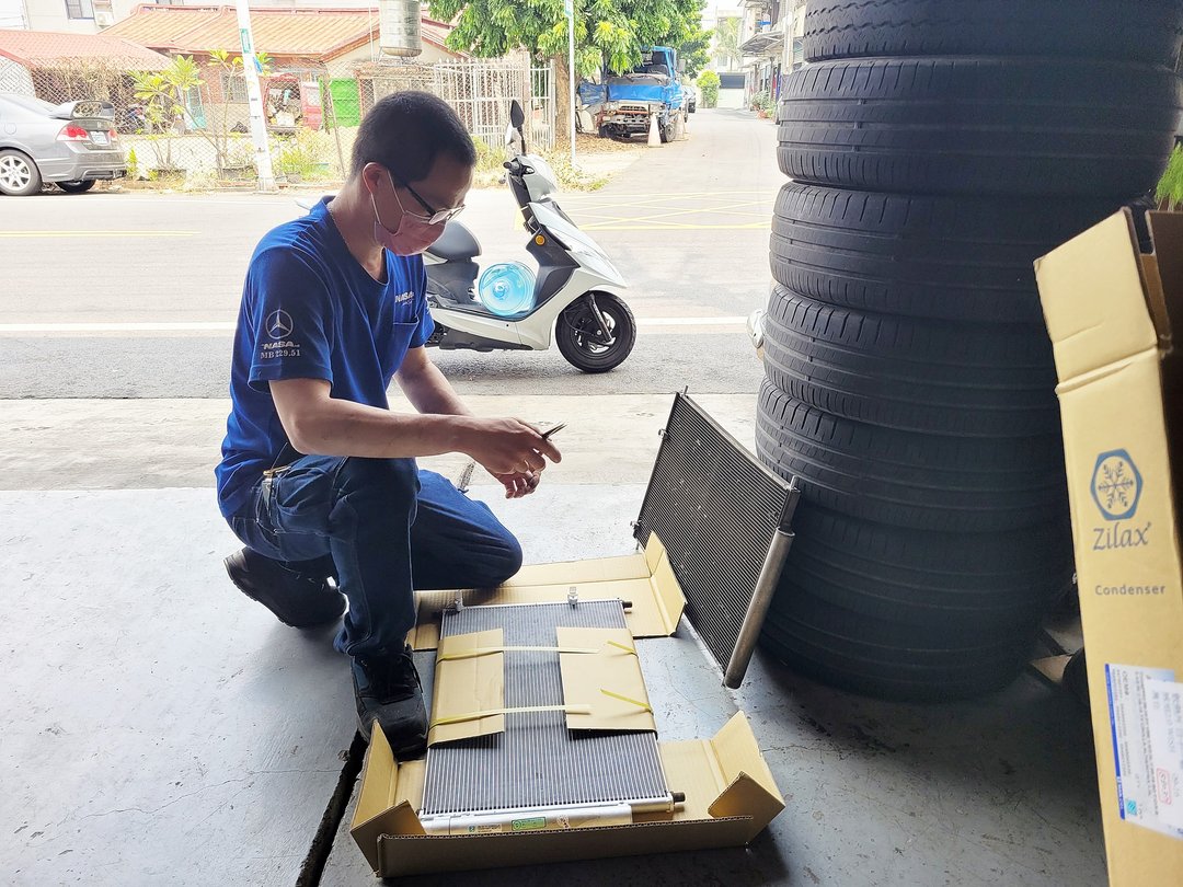 捕獲10’黑色Wish在新高汽車做維修