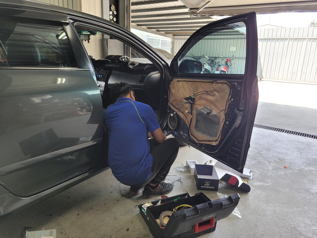 11′ Altis 安裝安卓機/更新前喇叭