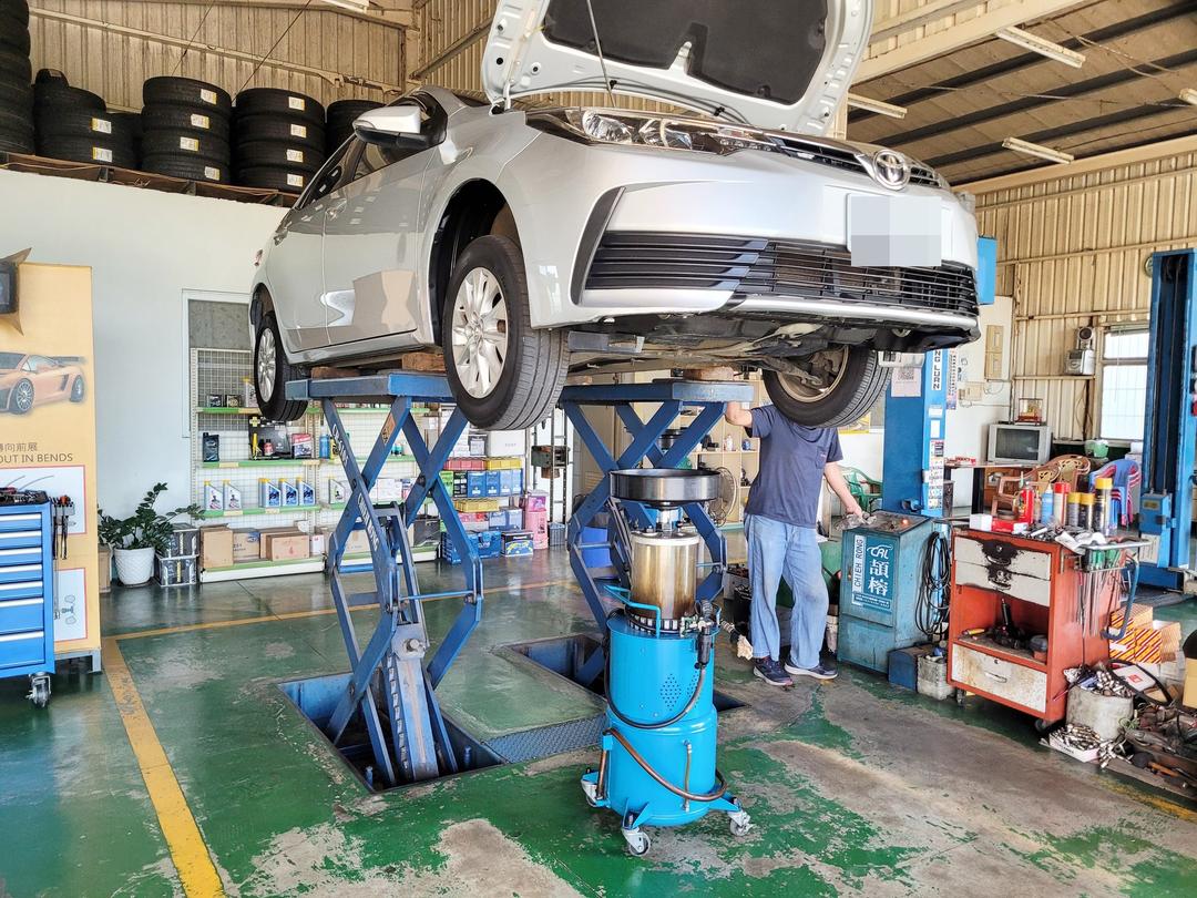 18′ Toyota Altis 定保&火星塞&更換後煞車來令