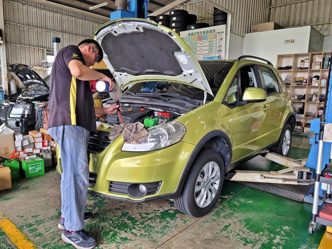 13′ 淺綠 SX4 交車前保養