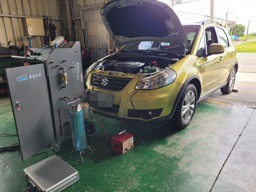 13′ 淺綠 SX4 交車前保養