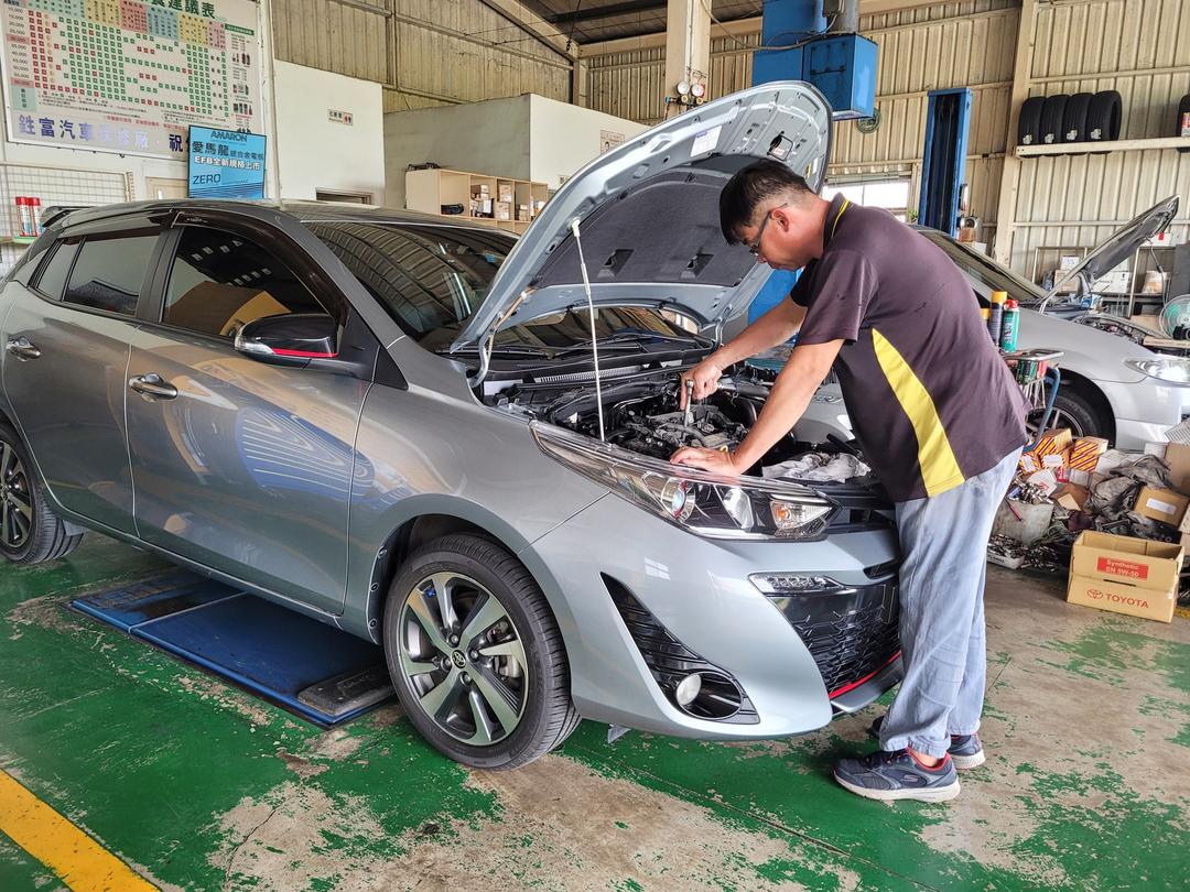 19′ 灰 Yaris 交車前保養