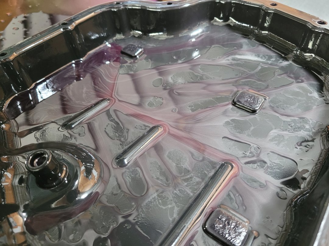 20′ Yaris 銀 拆洗變速箱油底殼