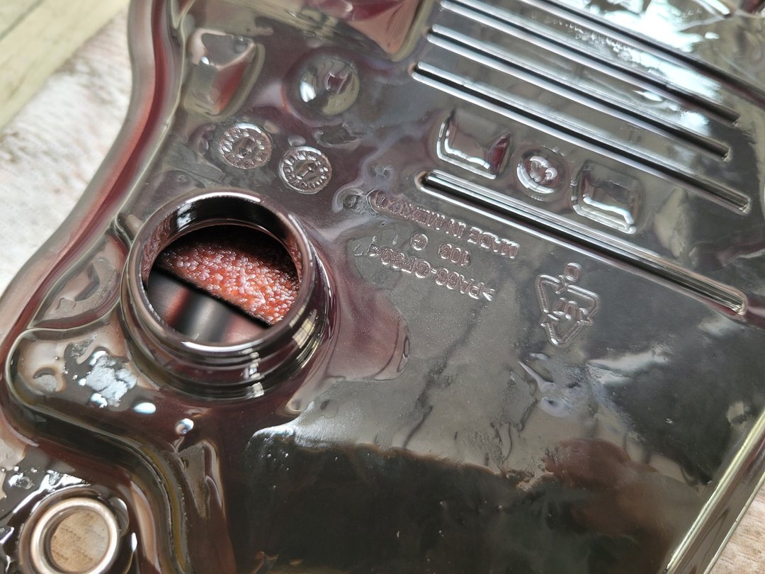 20′ Yaris 銀 拆洗變速箱油底殼