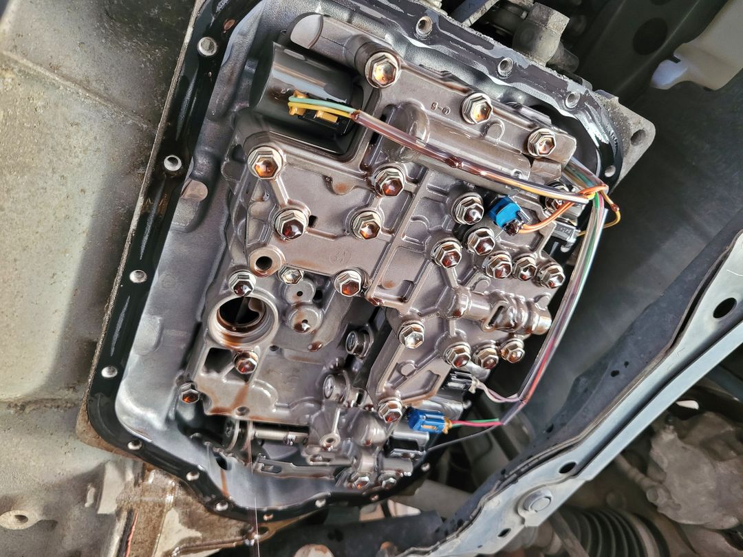 17′ RAV4 4.5代 拆洗變速箱油底殼(里程12萬)