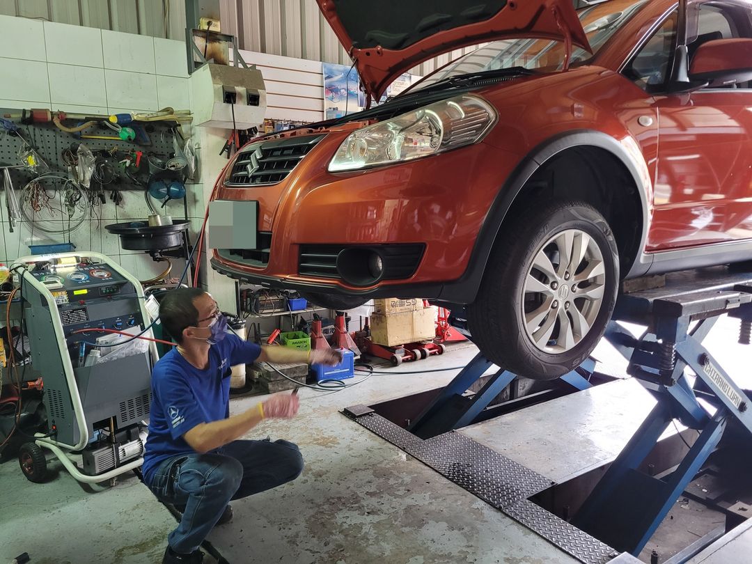 13′ Suzuki SX4 更換散熱片