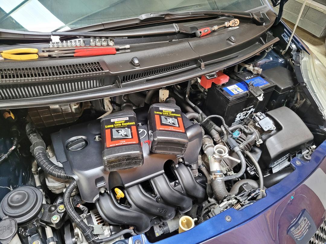 06’/07式 藍 Yaris 更換三通頭 & 輪槓換冷卻液