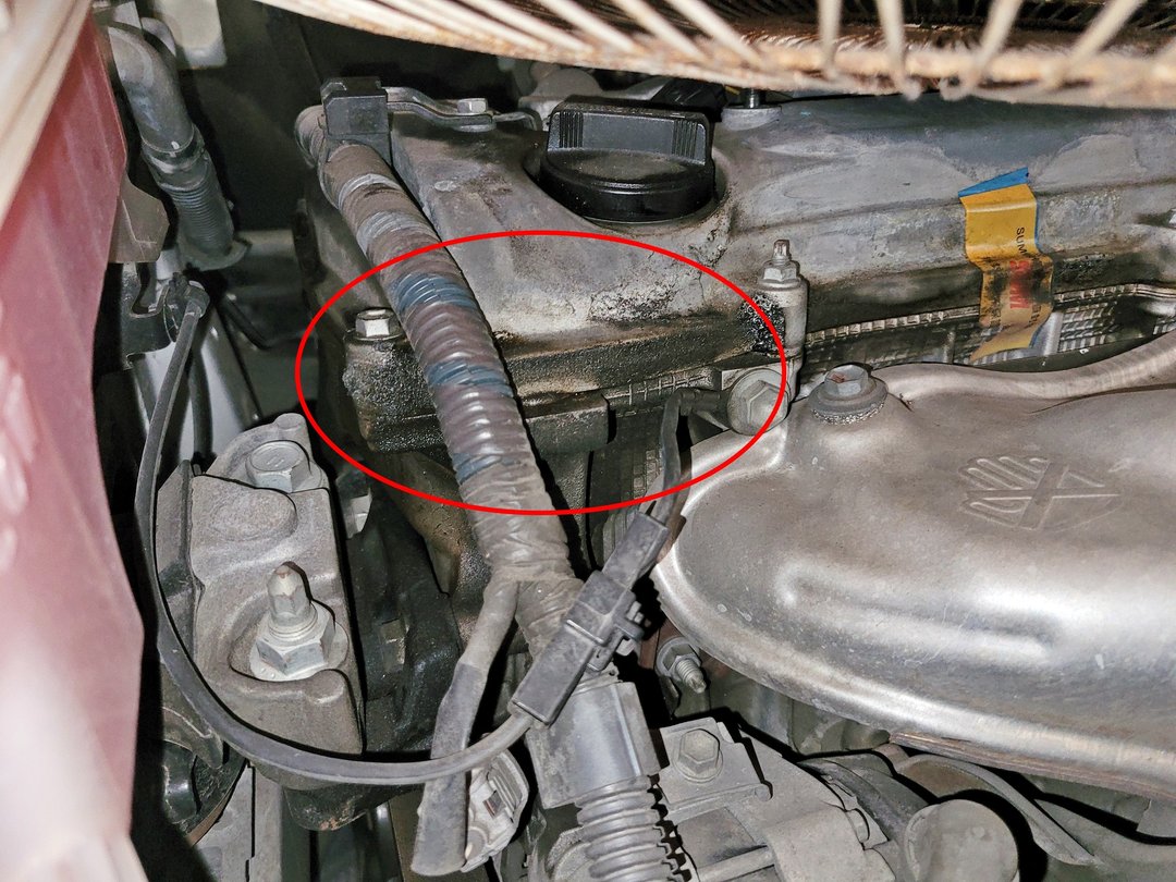 10′ 銀 RAV4 新高汽車更換搖壁蓋墊片