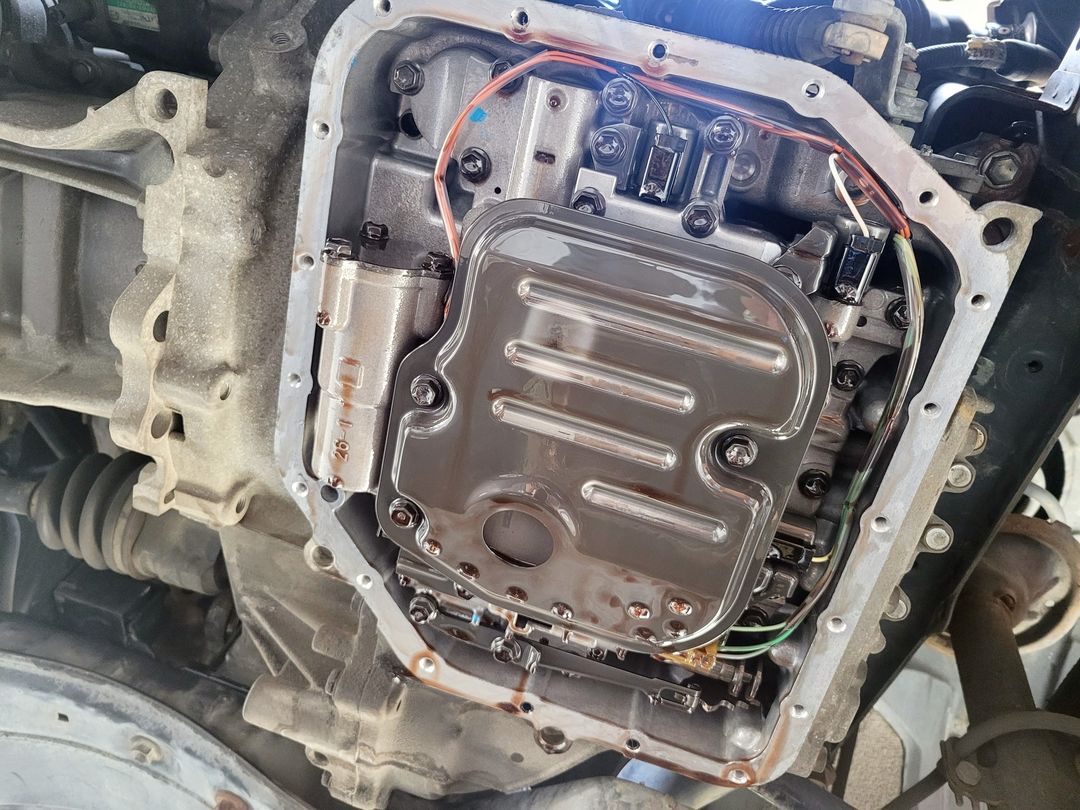 09′ 黑 Toyota Vios 拆洗變速箱油底殼