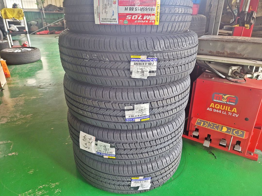 12′ 棕 CR-V 更換全車避震/換新輪胎(Dunlop PT5)