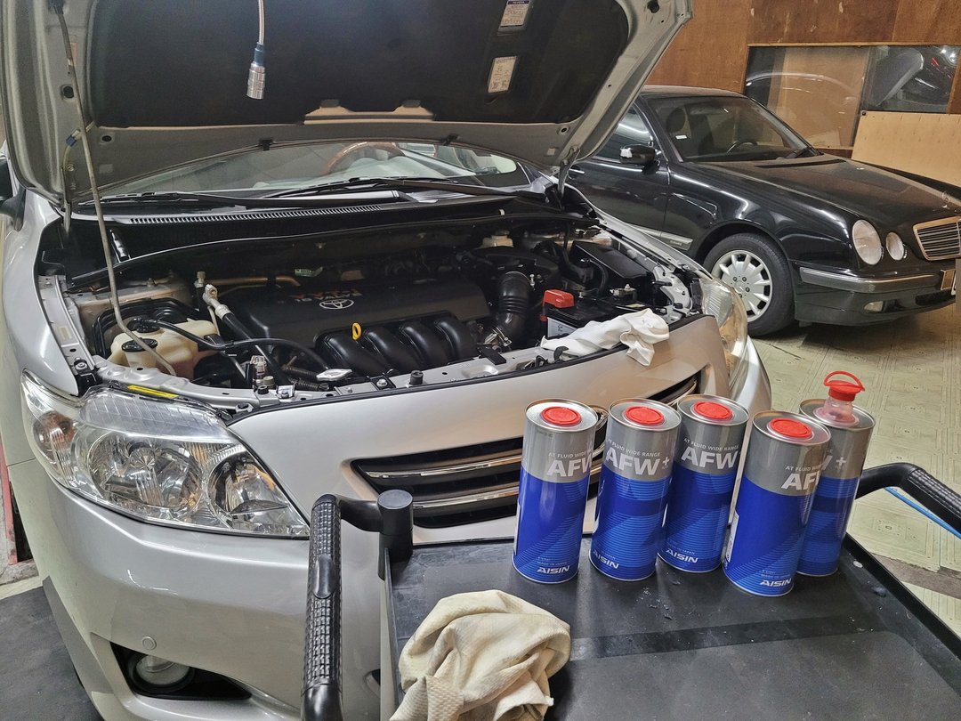 10′ 銀 Toyota Altis 交車前檢查