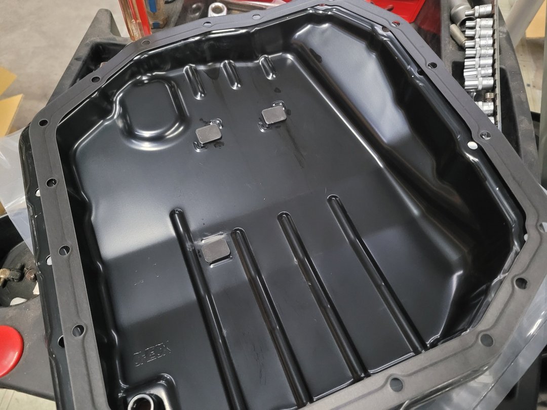 12’/13式 Toyota Previa 拆洗變速箱油底殼