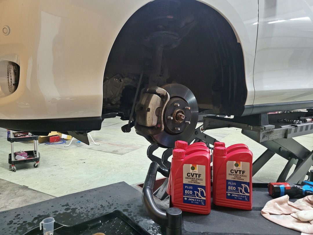 12’/13式 Toyota Previa 拆洗變速箱油底殼