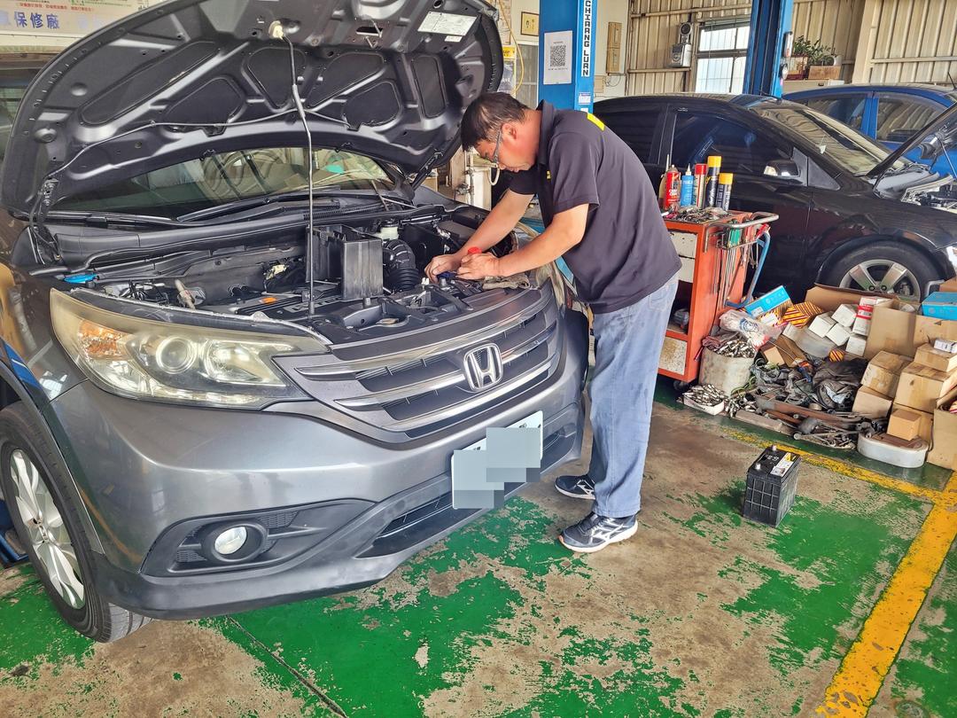 13′ 灰 Honda CR-V 交車前檢查