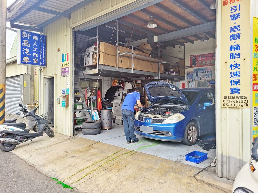 11′ 藍 Nissan Tiida 引擎水溫燈亮(紅)