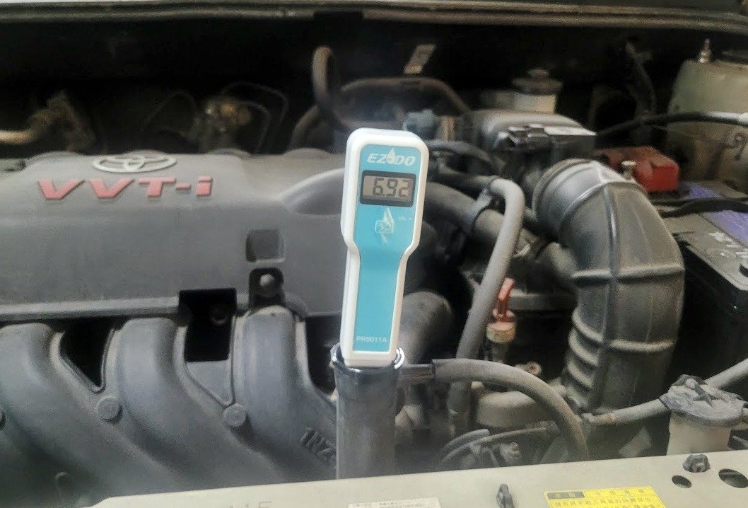 06′ 棕 Toyota Vios 更換冷卻液