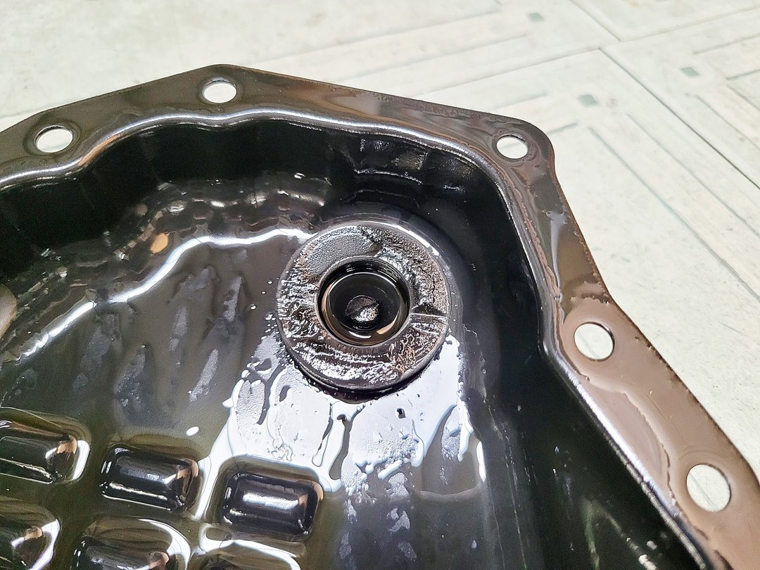 21′ 藍 Nissan Tiida 拆洗變速箱油底殼