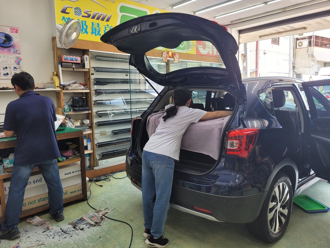 18′ 藍 SX4 交車前多項施工