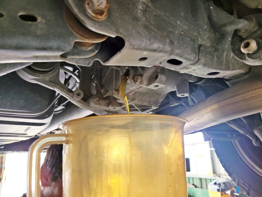 09′ 黑 RAV4 4WD 定保&前後差速器油