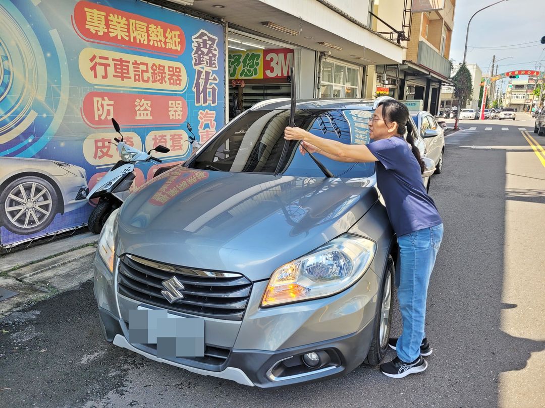 16′ 灰 Suzuki SX4C 交車前檢查
