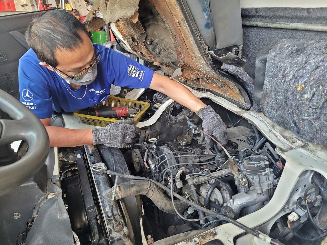 10′ 白 得利卡 處理冷車發動轉速不穩