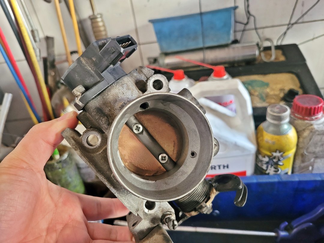10′ 白 得利卡 處理冷車發動轉速不穩