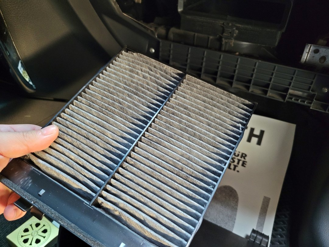13′ 紅 SX4 準備交車