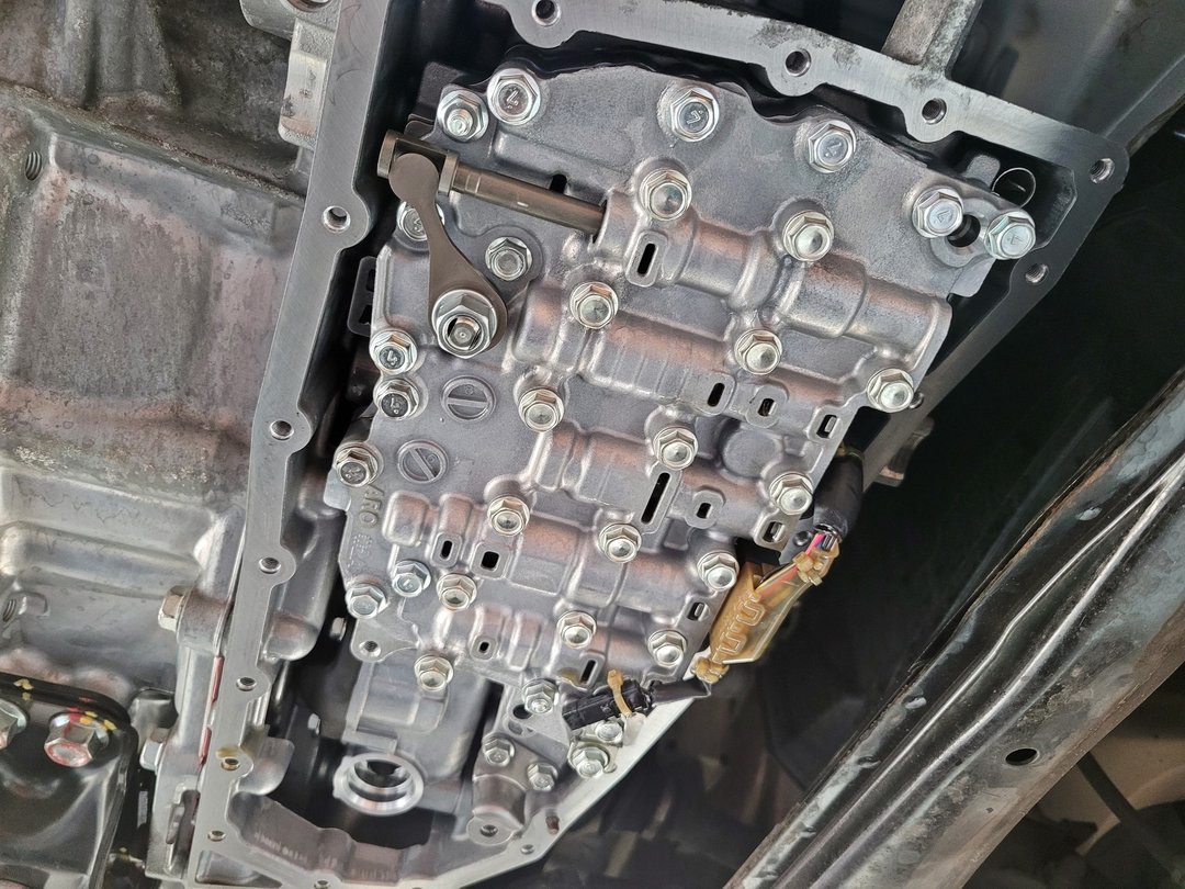 20′ 白 Outlander 更換變速箱油