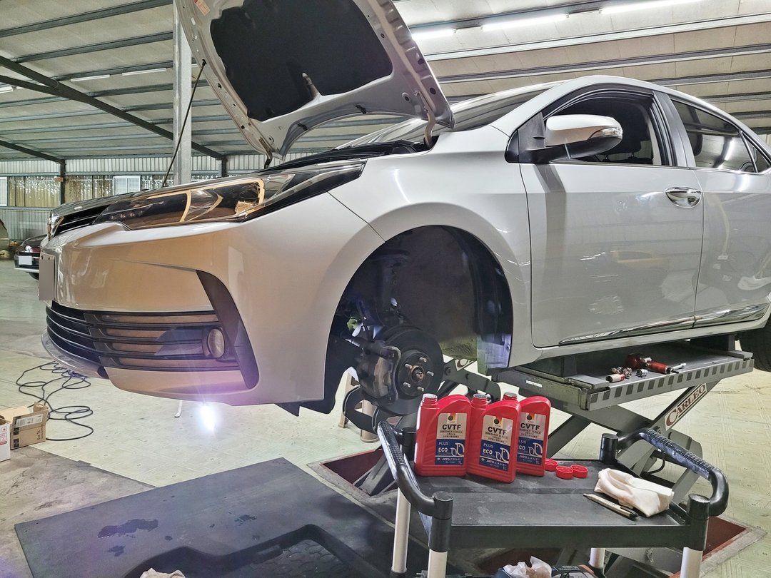 18′ 銀 Altis 交車前檢查
