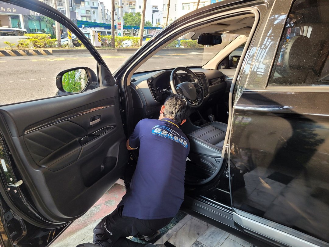 19′ 黑 Outlander 交車前檢查