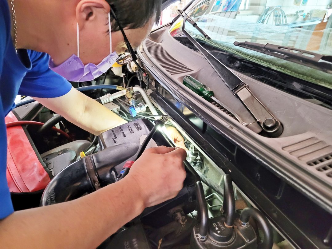技師犯的小錯 x 懷疑人生